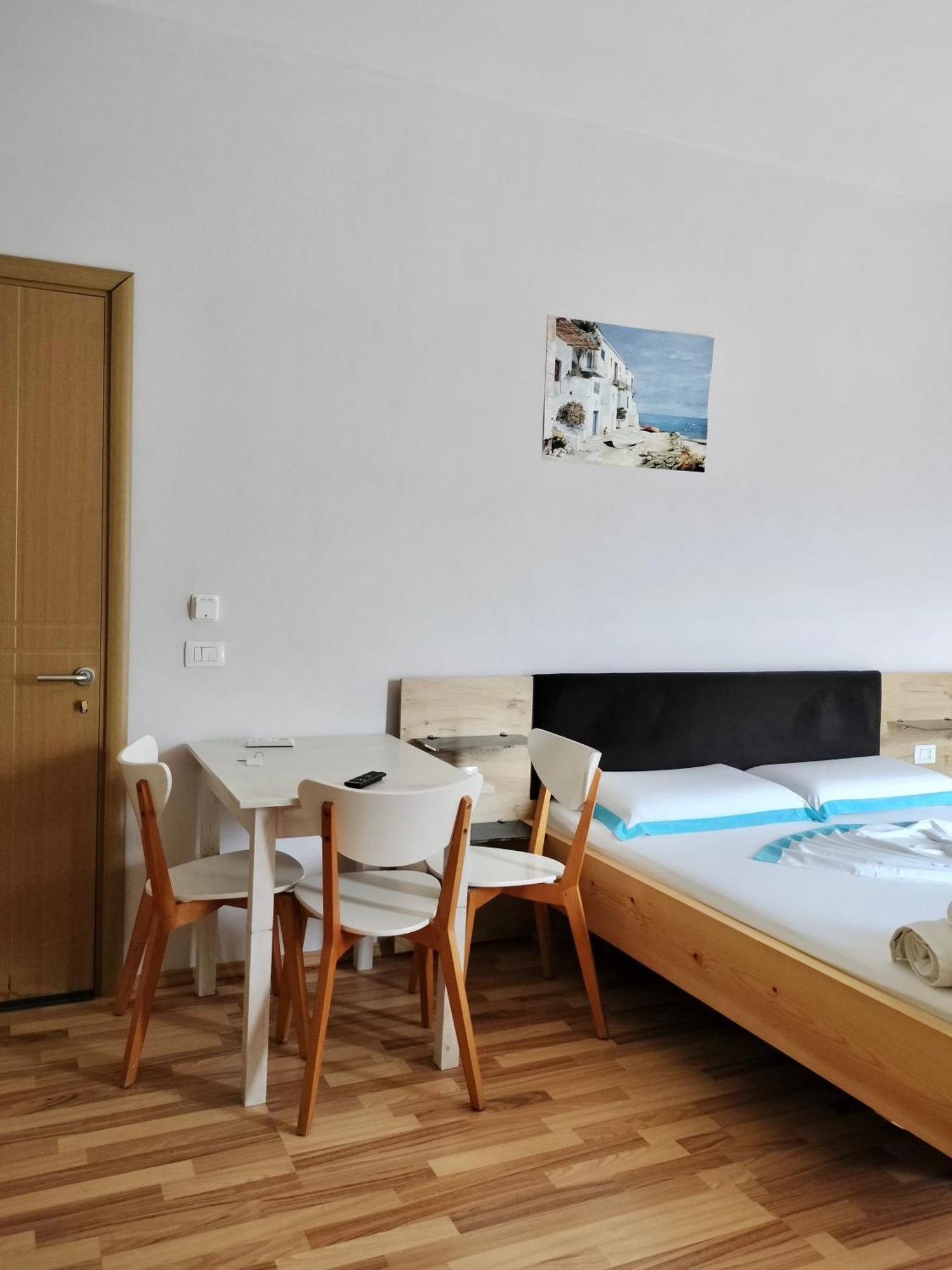 Apartments Vista Mar Orikum Luaran gambar